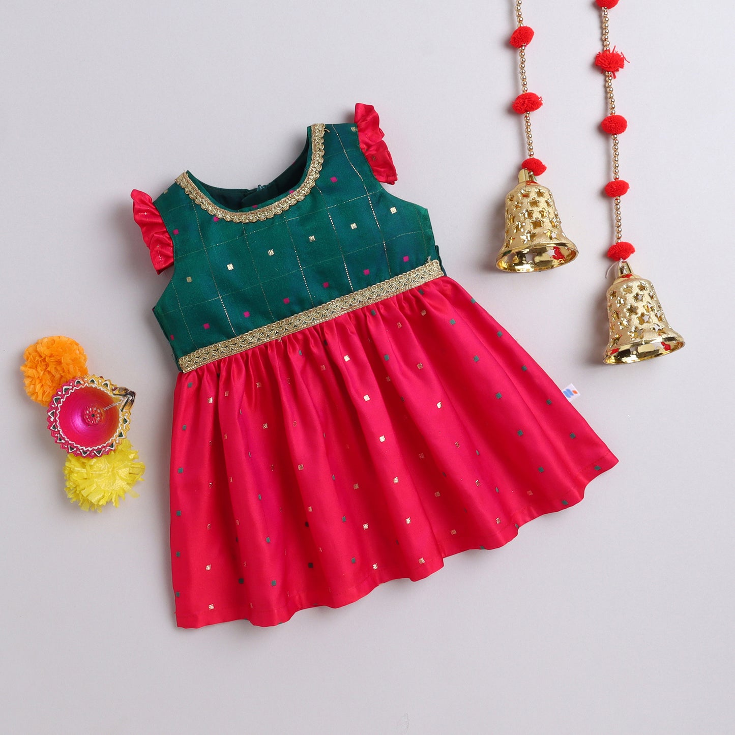 Many Frocks & woven boti & lace embellised flutter sleeves knee length ethnic dress - Pink & Green