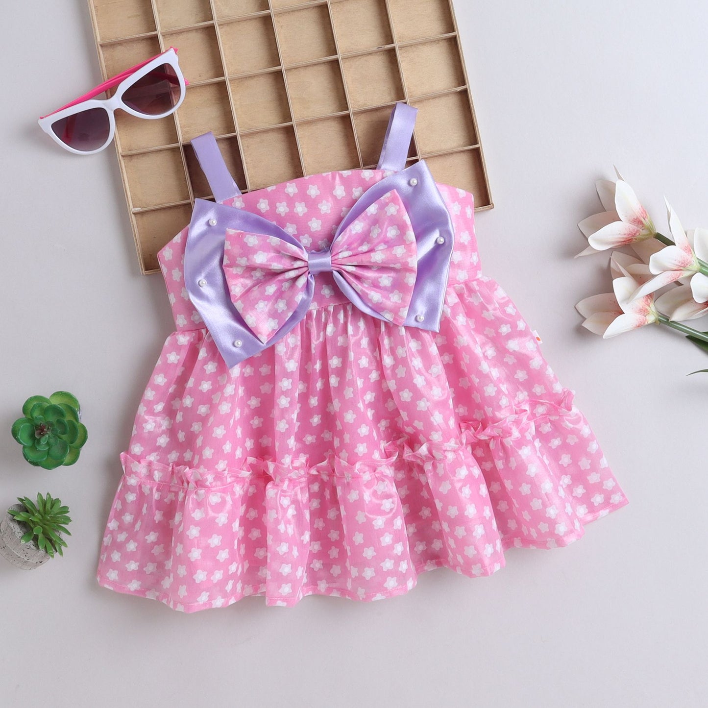 Many Frocks & tissue sleeveless double bow and bead embellished knee length floral printed girls party dress - Pink
