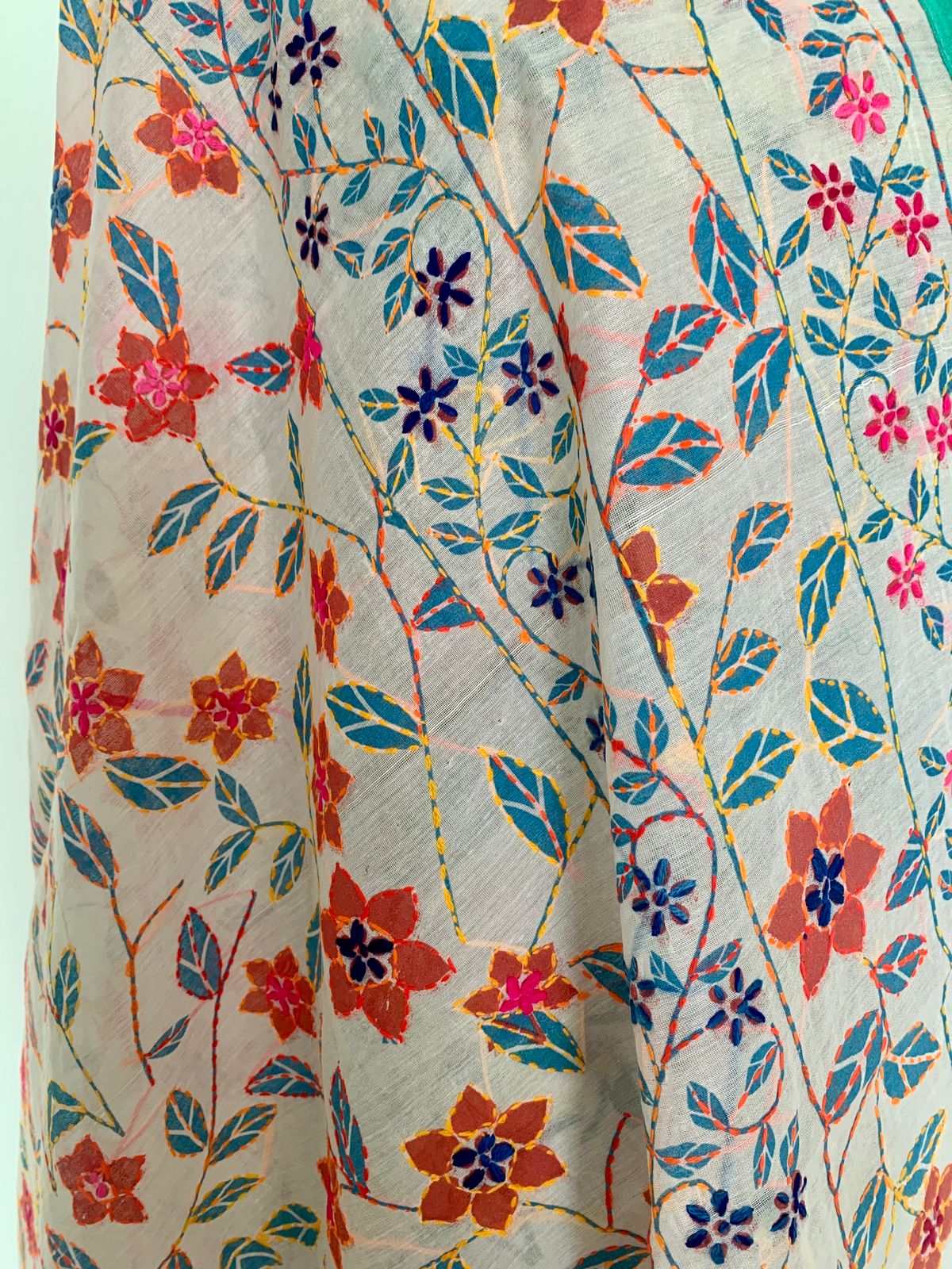 Katha emboridered dupatta