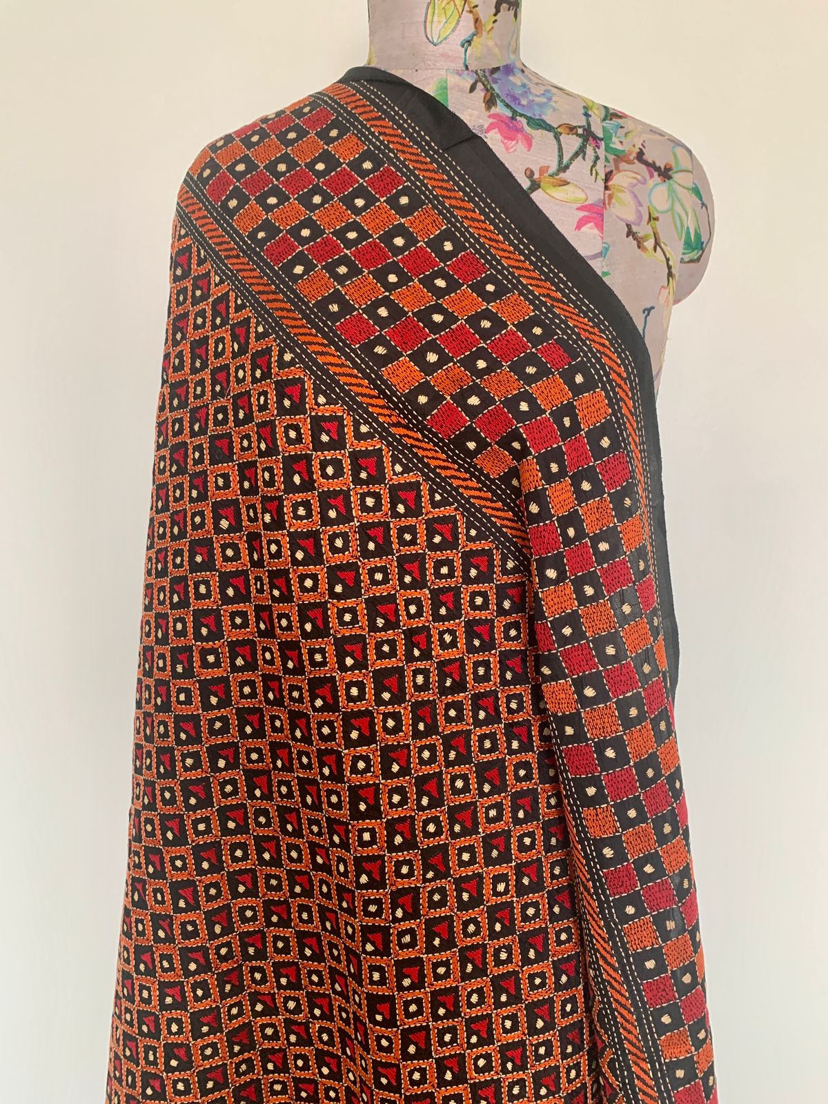 Katha embroidered silk dupatta - Black