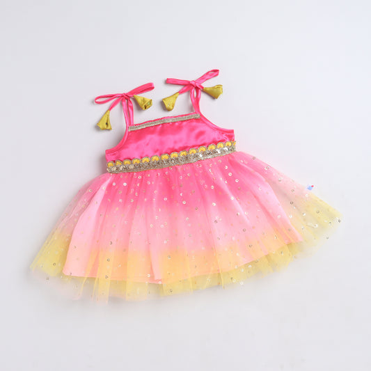 Many Frocks & Fancy Net Sleeveless Lace Embellished Knee Length Yoke Baby Jhabla Ethnic Dress - Multi Colour