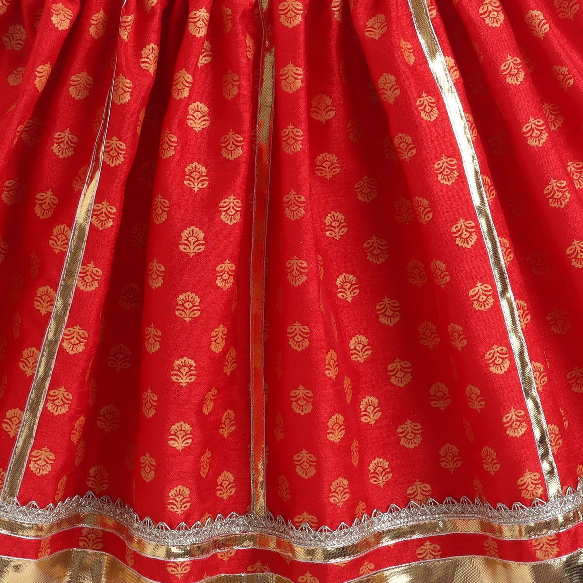 Many Frocks &  Sleeveless Gota Lace Embellished  Printed Full Length Girl Ethnic Lehenga Choli Dupatta Set - Red