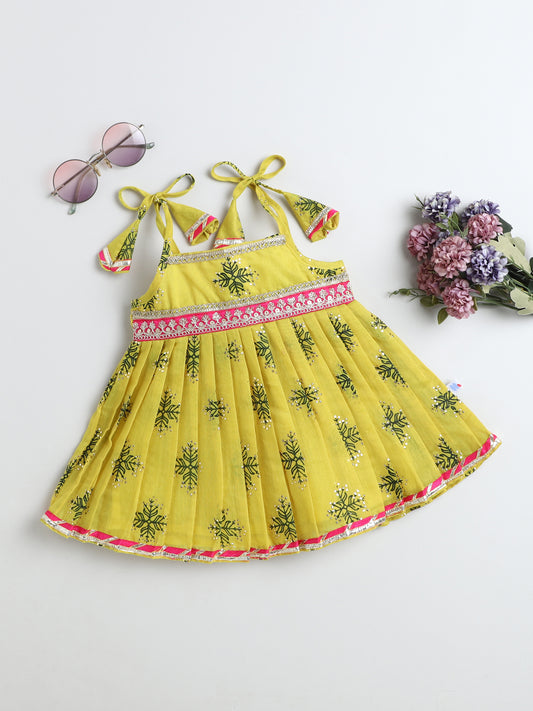 Many Frocks & Chanderi Sleeveless Lace Embellished Knee Length Flared Baby Jhabla Ethnic Dress - Yellow