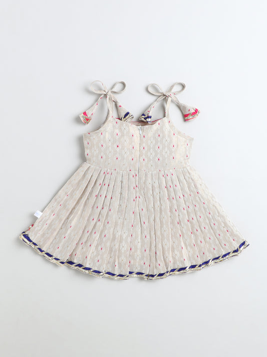 Many Frocks & Banarasi Sleeveless Lace Embellished Knee Length Flared Baby Girls Jhabla Ethnic Dress - Cream & Pink