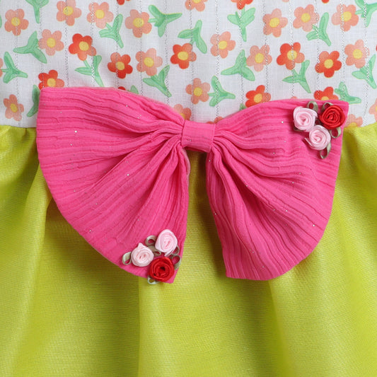 Many Frocks & Sleeveless Knee Length Floral Printed With Big Bow Knee Length Girls Party Dress - Green